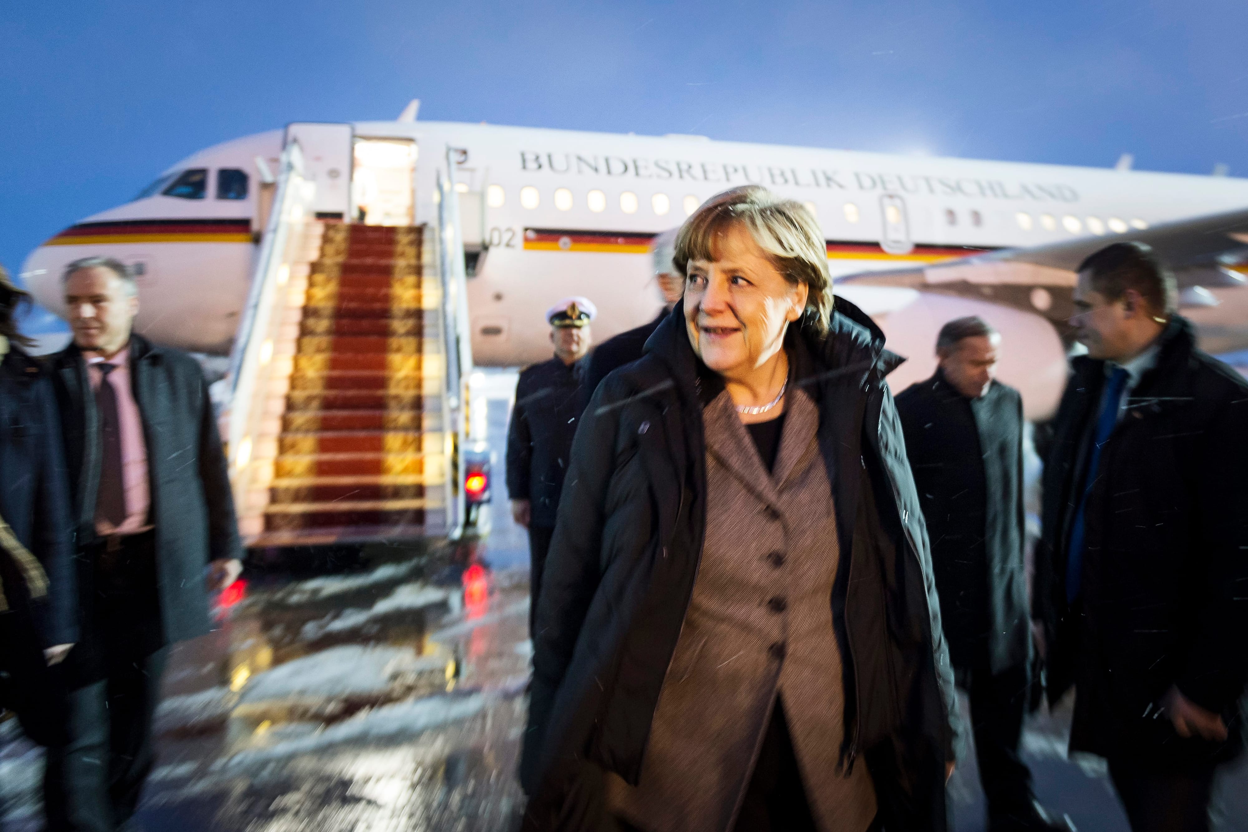 Bundeskanzlerin Angela Merkel in Minsk, auf dem Weg zu Friedensgesprächen im Ukraine-Konflikt