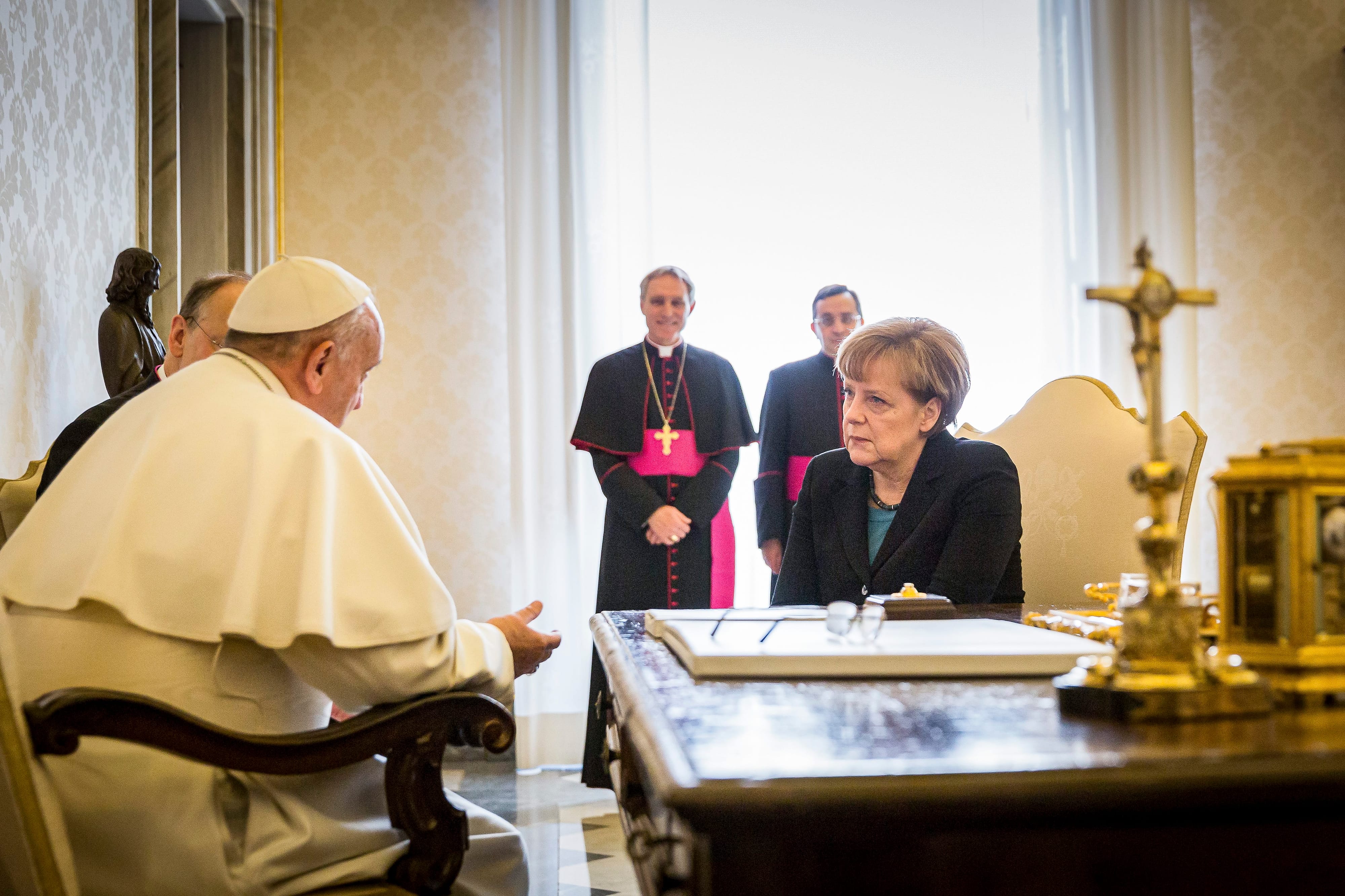 Bundeskanzlerin Angela Merkel bei einer Audienz bei Papst Franziskus im Vatikan
